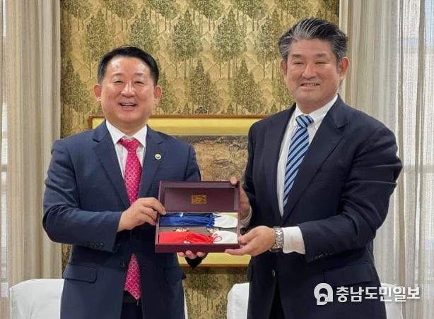 서철모 서구청장과 일본 나라시 나카가와 겐 시장 접견