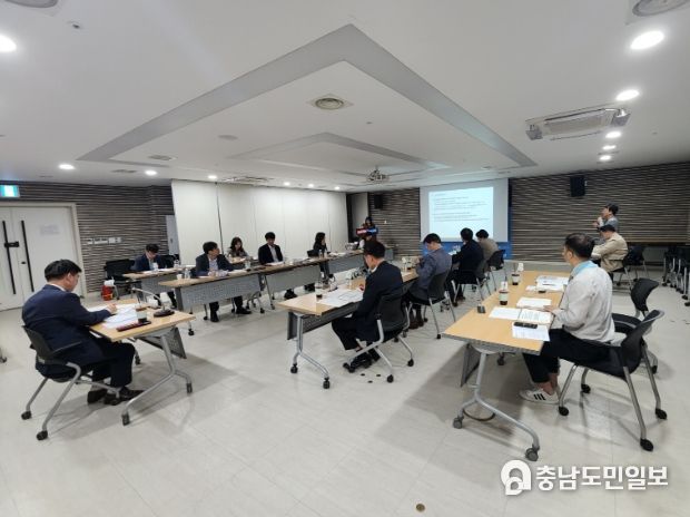 ‘충남 천안아산 강소연구개발특구 지정(변경) 용역 중간보고회’ 장면