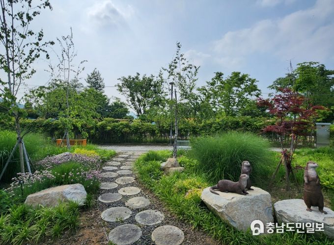 (탄금호조정경기장 정원)
