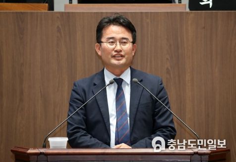 안장헌 충남도의원 “겉치레 집중 말고 내면을 단단히 해야”