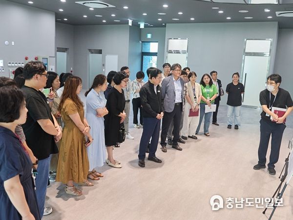 박경귀 아산시장 “월천도서관, 주민에 사랑받는 복합문화공간 될 것” 