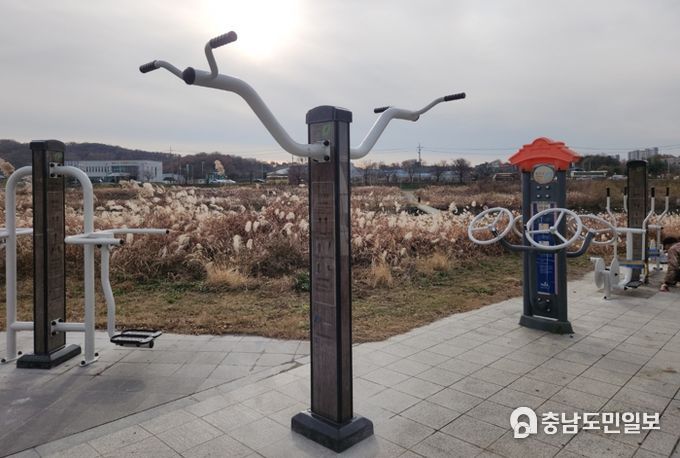 청주시, 무심천 6개소 야외운동기구 교체 완료