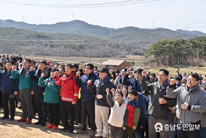 식목일 기념 나무심기 행사